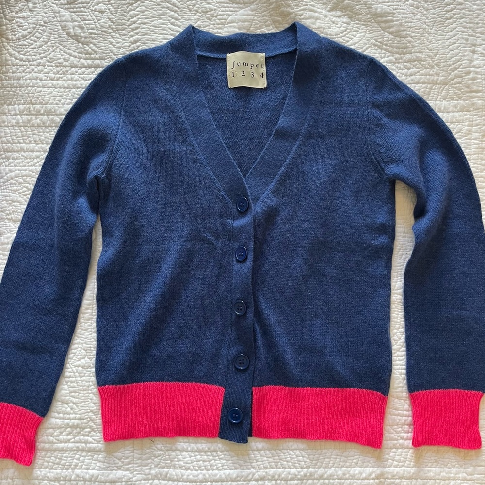 Jumper 1234 100% Cashmere v neck cardigan sweater U.S.A. size 6-8